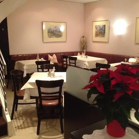 Hotel & Restaurant 