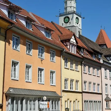 Hotel & Restaurant 